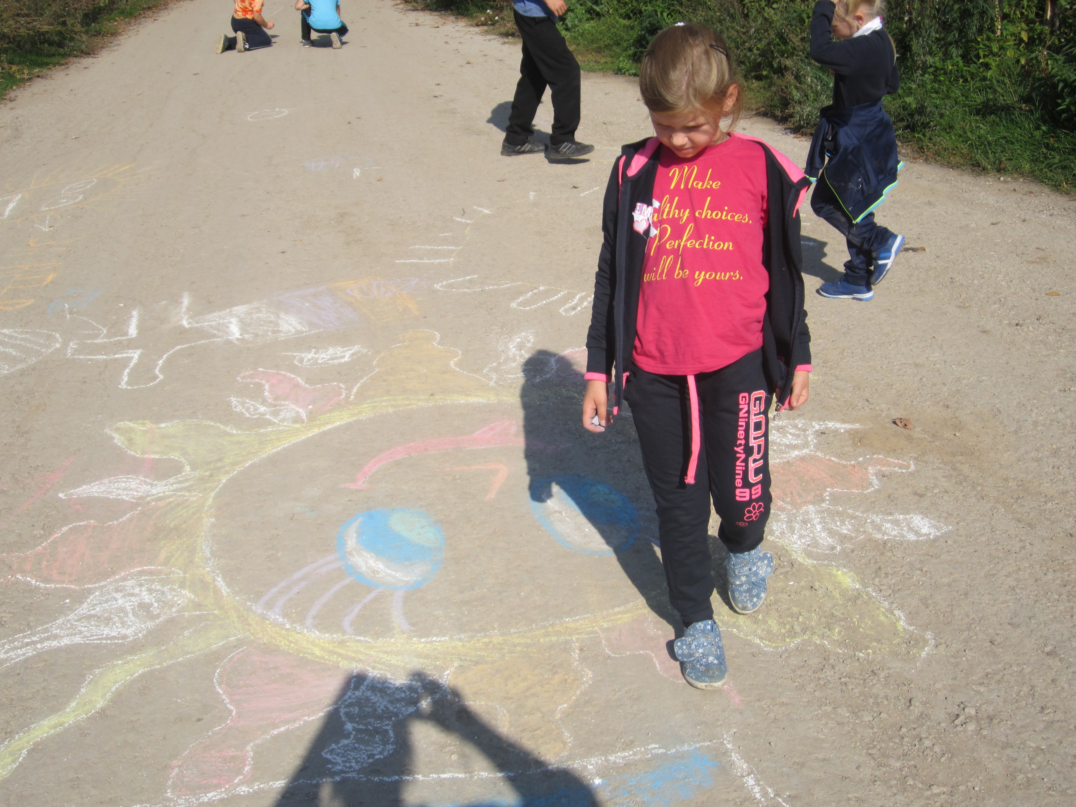 Мир рисуем на асфальте